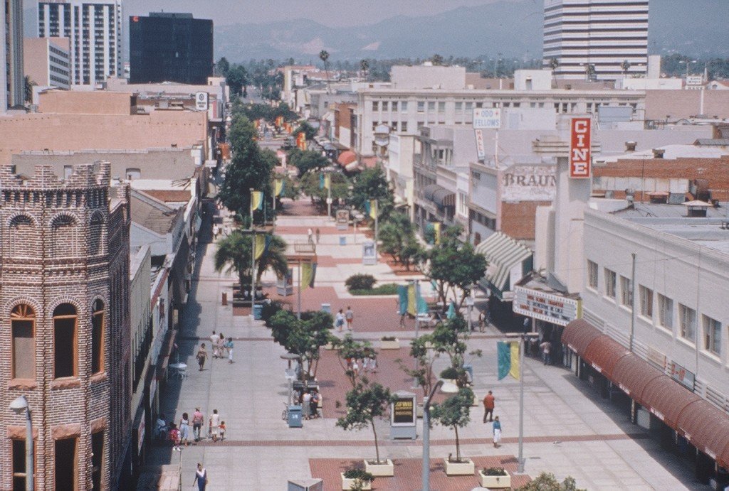 Santa Monica's Third Street Mall before its overhaul was often empty.
